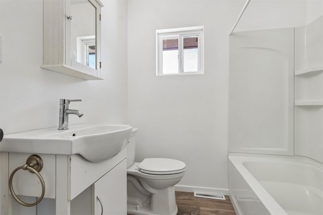 713 E Jasper Street, Pleasantville, IA 50225