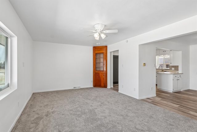 713 E Jasper Street, Pleasantville, IA 50225