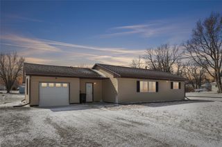 713 E Jasper Street, Pleasantville, IA 50225