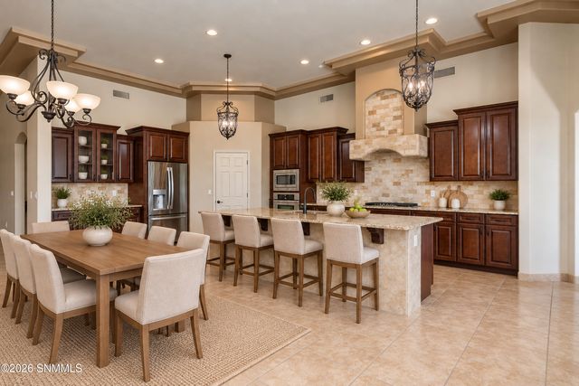 5667 Calle De Paradise, Las Cruces, NM 88011