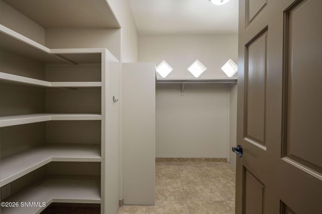 5667 Calle De Paradise, Las Cruces, NM 88011