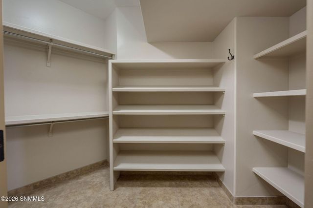 5667 Calle De Paradise, Las Cruces, NM 88011