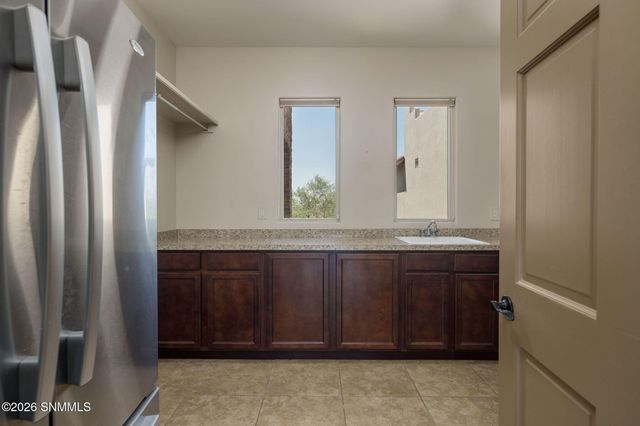 5667 Calle De Paradise, Las Cruces, NM 88011
