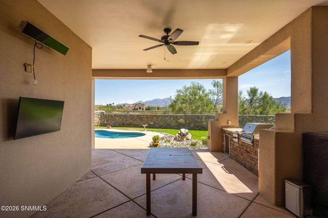 5667 Calle De Paradise, Las Cruces, NM 88011