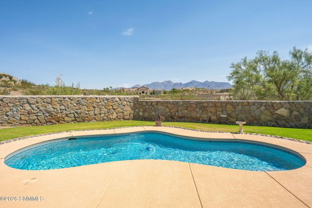 5667 Calle De Paradise, Las Cruces, NM 88011