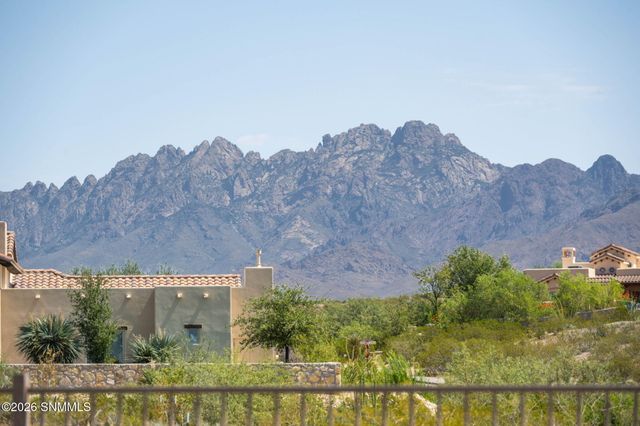 5667 Calle De Paradise, Las Cruces, NM 88011