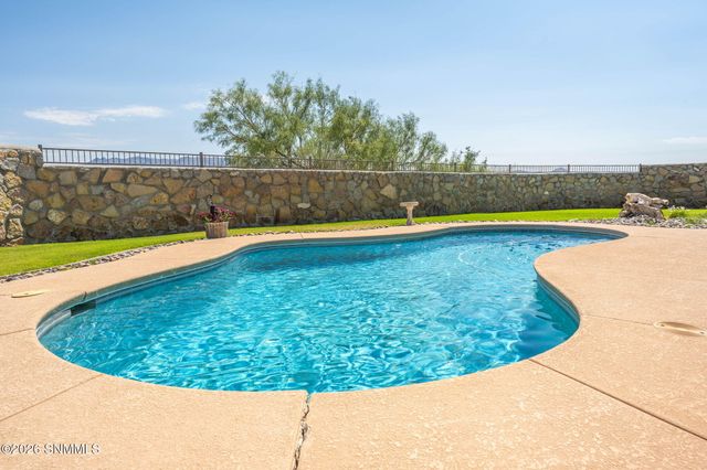 5667 Calle De Paradise, Las Cruces, NM 88011