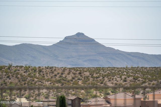 5667 Calle De Paradise, Las Cruces, NM 88011