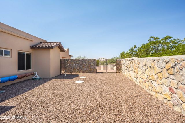 5667 Calle De Paradise, Las Cruces, NM 88011