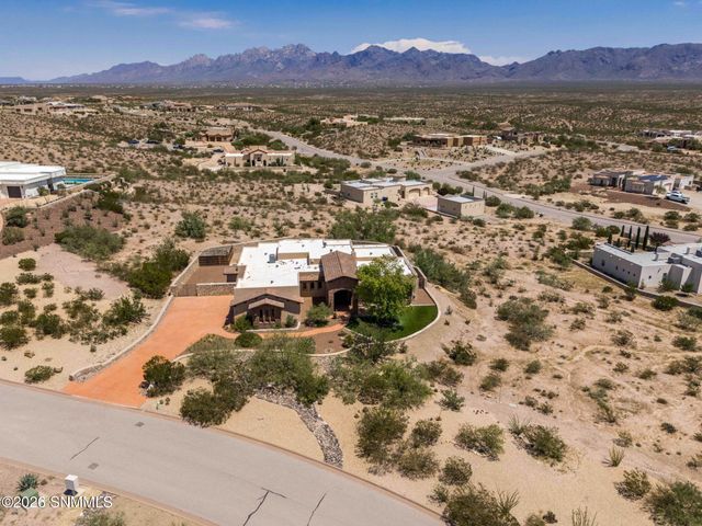 5667 Calle De Paradise, Las Cruces, NM 88011
