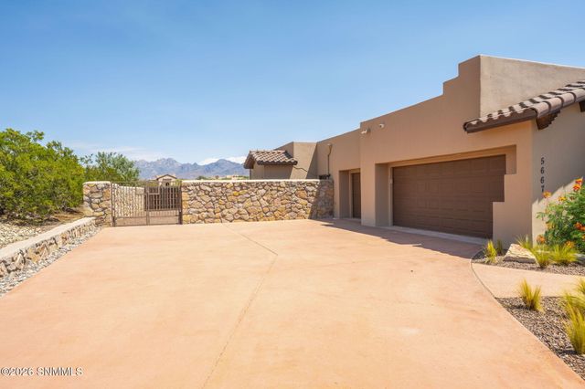 5667 Calle De Paradise, Las Cruces, NM 88011