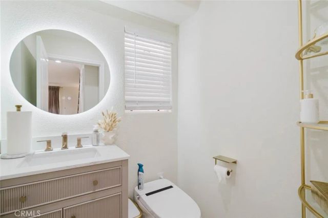 9231 Cedros Avenue, Panorama City, CA 91402