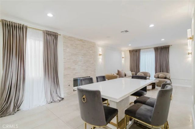 9231 Cedros Avenue, Panorama City, CA 91402