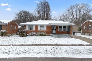 1711 Roosevelt Ave, Lyndon, KY 40242