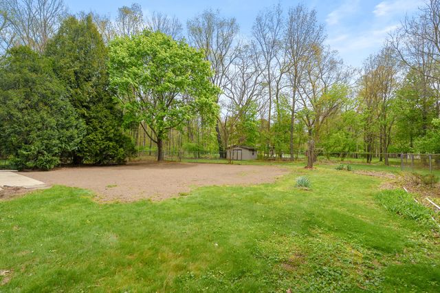 275 Beaumont Drive, Emmett Twp, MI 49014