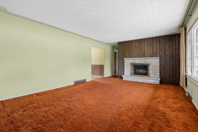 275 Beaumont Drive, Emmett Twp, MI 49014