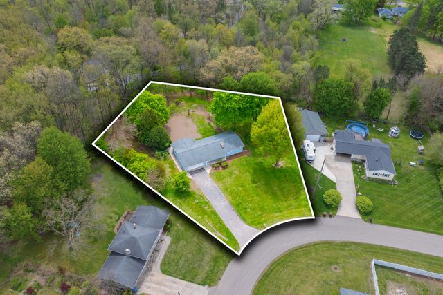 275 Beaumont Drive, Emmett Twp, MI 49014