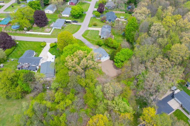 275 Beaumont Drive, Emmett Twp, MI 49014
