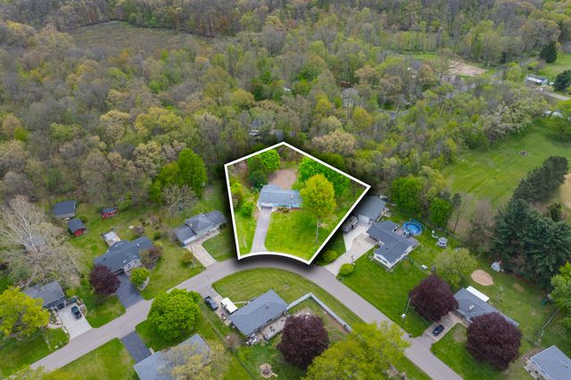 275 Beaumont Drive, Emmett Twp, MI 49014