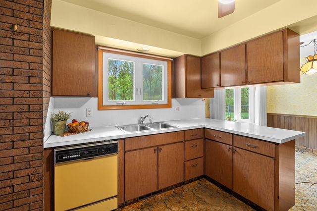 275 Beaumont Drive, Emmett Twp, MI 49014