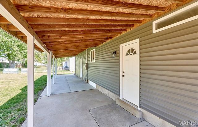 901 Love Drive, O'fallon, MO 63366