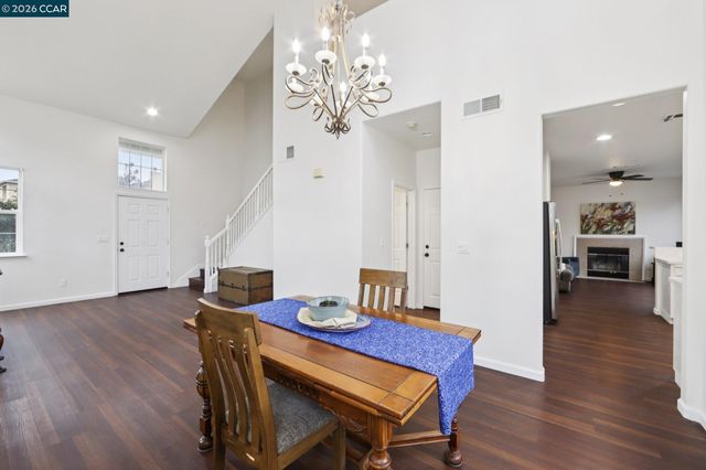 2919 Kennsington Ln, Tracy, CA 95377