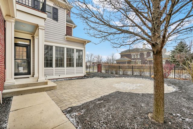 6655 Westminster Drive, Zionsville, IN 46077