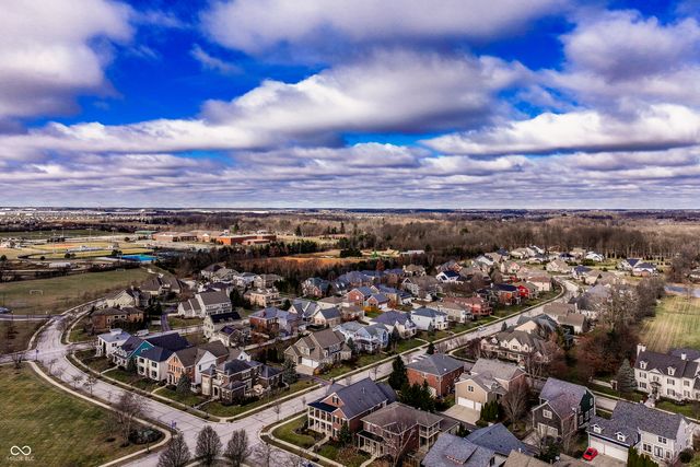 6655 Westminster Drive, Zionsville, IN 46077