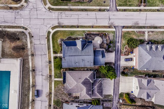 6655 Westminster Drive, Zionsville, IN 46077