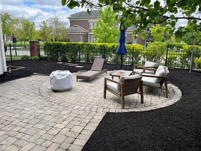 6655 Westminster Drive, Zionsville, IN 46077