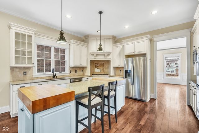 6655 Westminster Drive, Zionsville, IN 46077