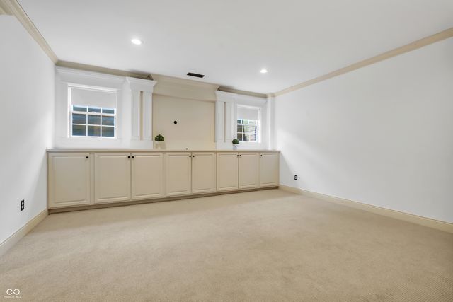 6655 Westminster Drive, Zionsville, IN 46077