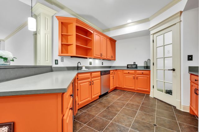 6655 Westminster Drive, Zionsville, IN 46077