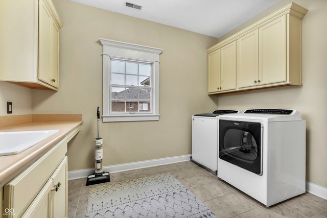 6655 Westminster Drive, Zionsville, IN 46077