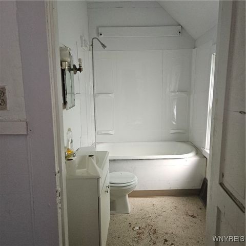 950 Northampton Street, Buffalo, NY 14211