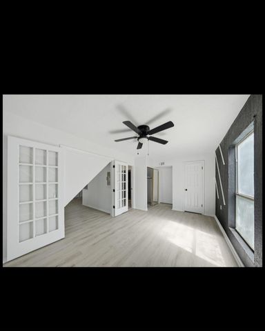 3350 Grafton Avenue, Dallas, TX 75211