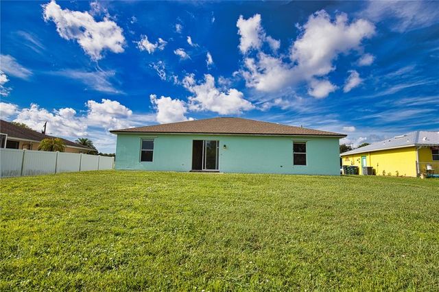 7250 TOTEM AVENUE, North Port, FL 34291