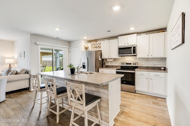 181 Murrelet Court NE, Bolivia, NC 28422