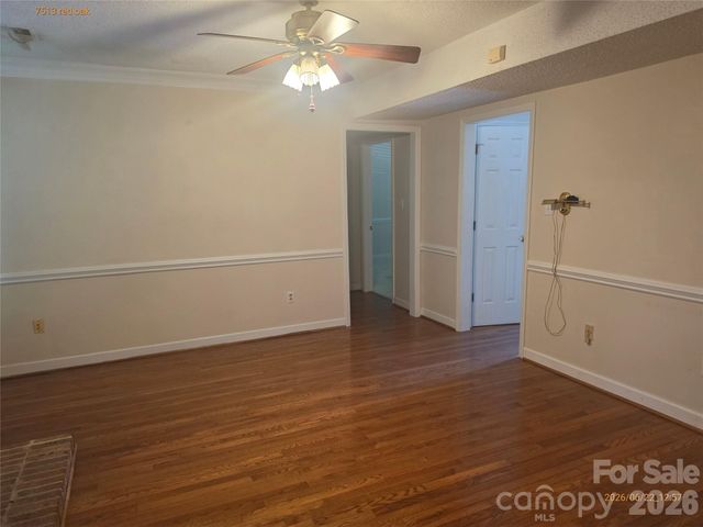7513 Red Oak Lane, Charlotte, NC 28226