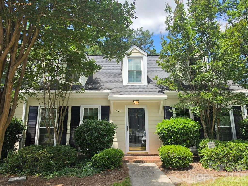 7513 Red Oak Lane, Charlotte, NC 28226