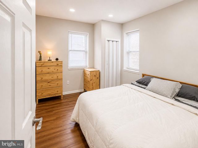 1232 N 15TH ST, Philadelphia, PA 19121