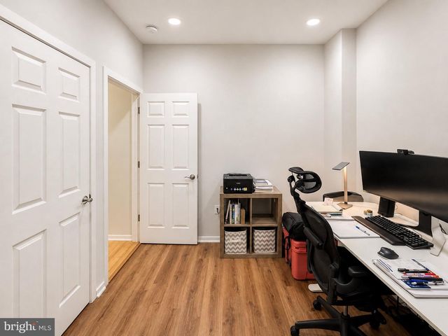 1232 N 15TH ST, Philadelphia, PA 19121