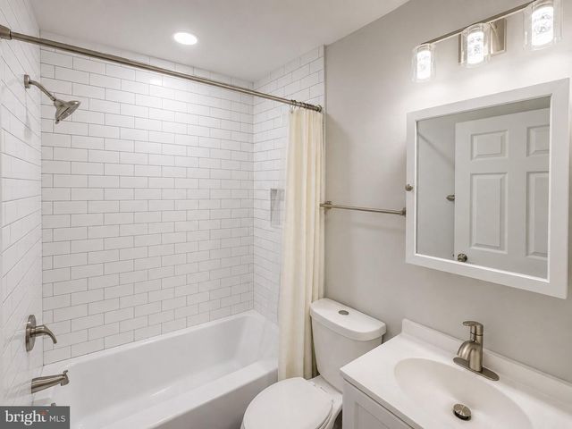 1232 N 15TH ST, Philadelphia, PA 19121