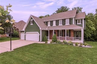 9027 N Manning Avenue, Kansas City, MO 64157