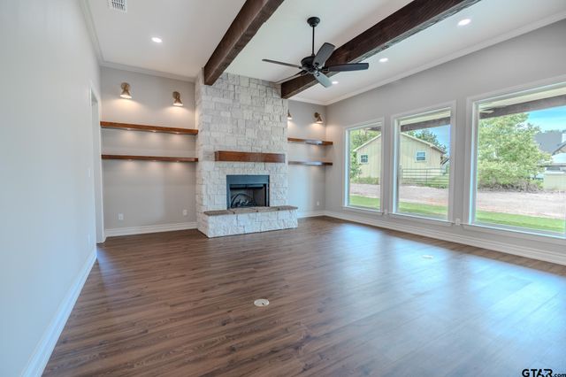 17512 Sugar Bluff Ln, Flint, TX 75762