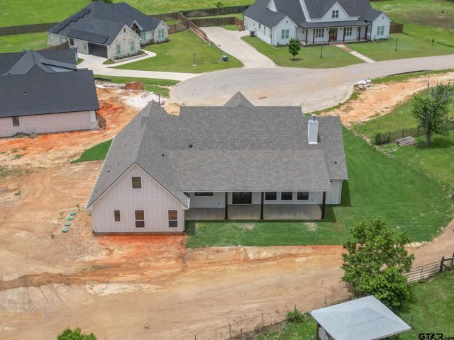 17512 Sugar Bluff Ln, Flint, TX 75762