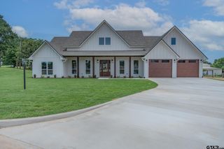 17512 Sugar Bluff Ln, Flint, TX 75762