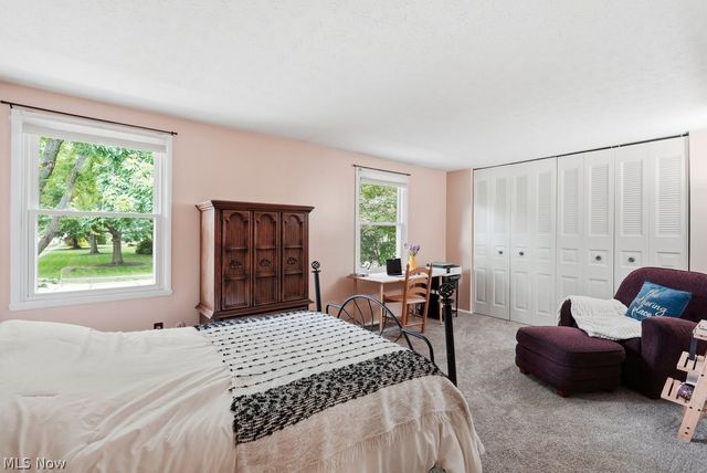 187 Fox Run Drive, Munroe Falls, OH 44262