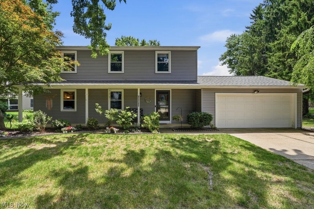 187 Fox Run Drive, Munroe Falls, OH 44262