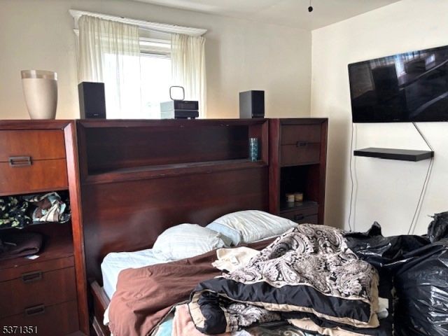 109 Alexander St, Newark City, NJ 07106